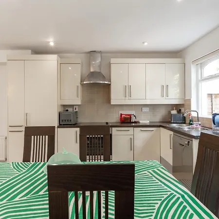 Retreat In Tulfarris County Wicklow - Ireland Ferienhaus *