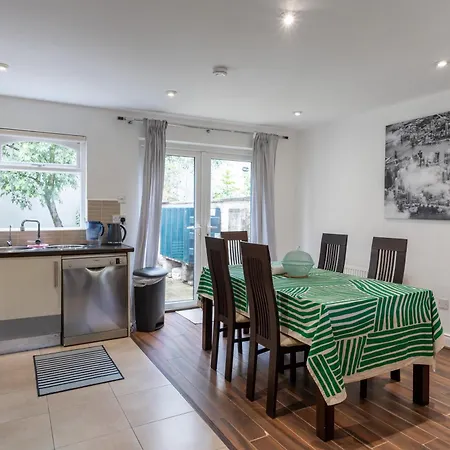 Tatil Evi Retreat In Tulfarris County Wicklow - Ireland *