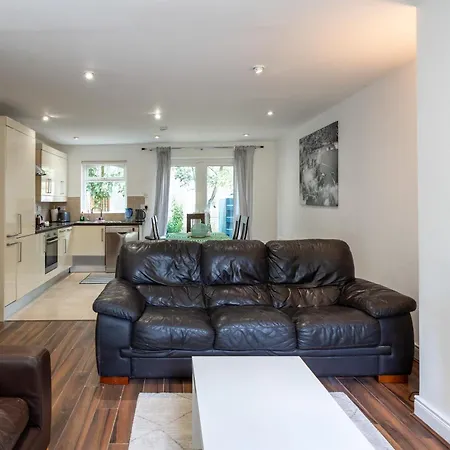 Retreat In Tulfarris County Wicklow - Ireland * Blessington