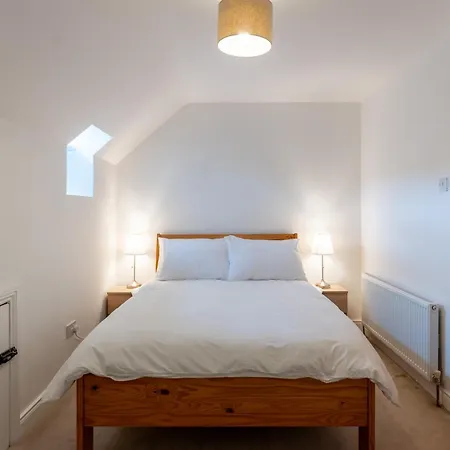 Retreat In Tulfarris County Wicklow - Ireland *