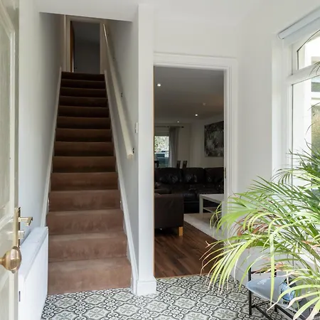 Retreat In Tulfarris County Wicklow - Ireland * בלסינגטון